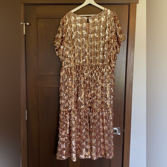 Maeve by Anthropologie rose gold sequin dress with back button closure. - Picture 3 of 5
